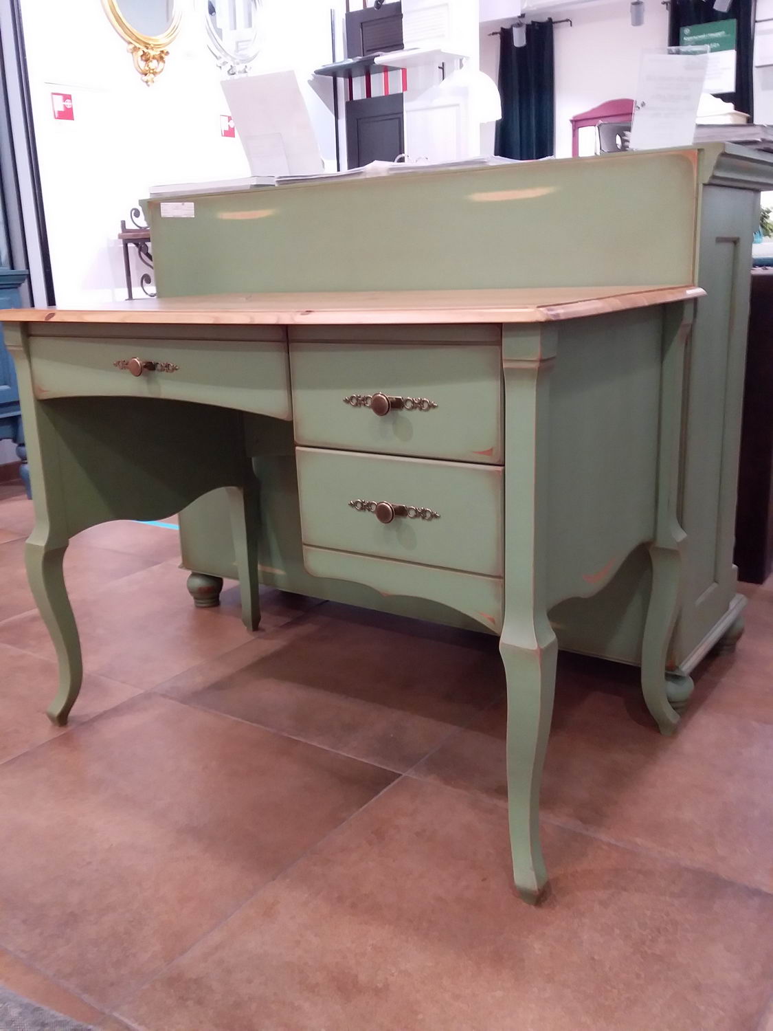 Стол из массива в спб письменный Ари-Прованс №1