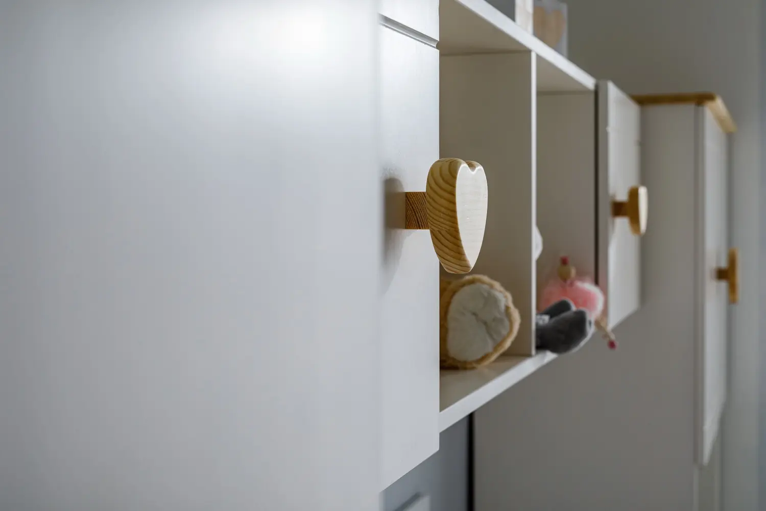 Антресоль массив сосны ТК №3