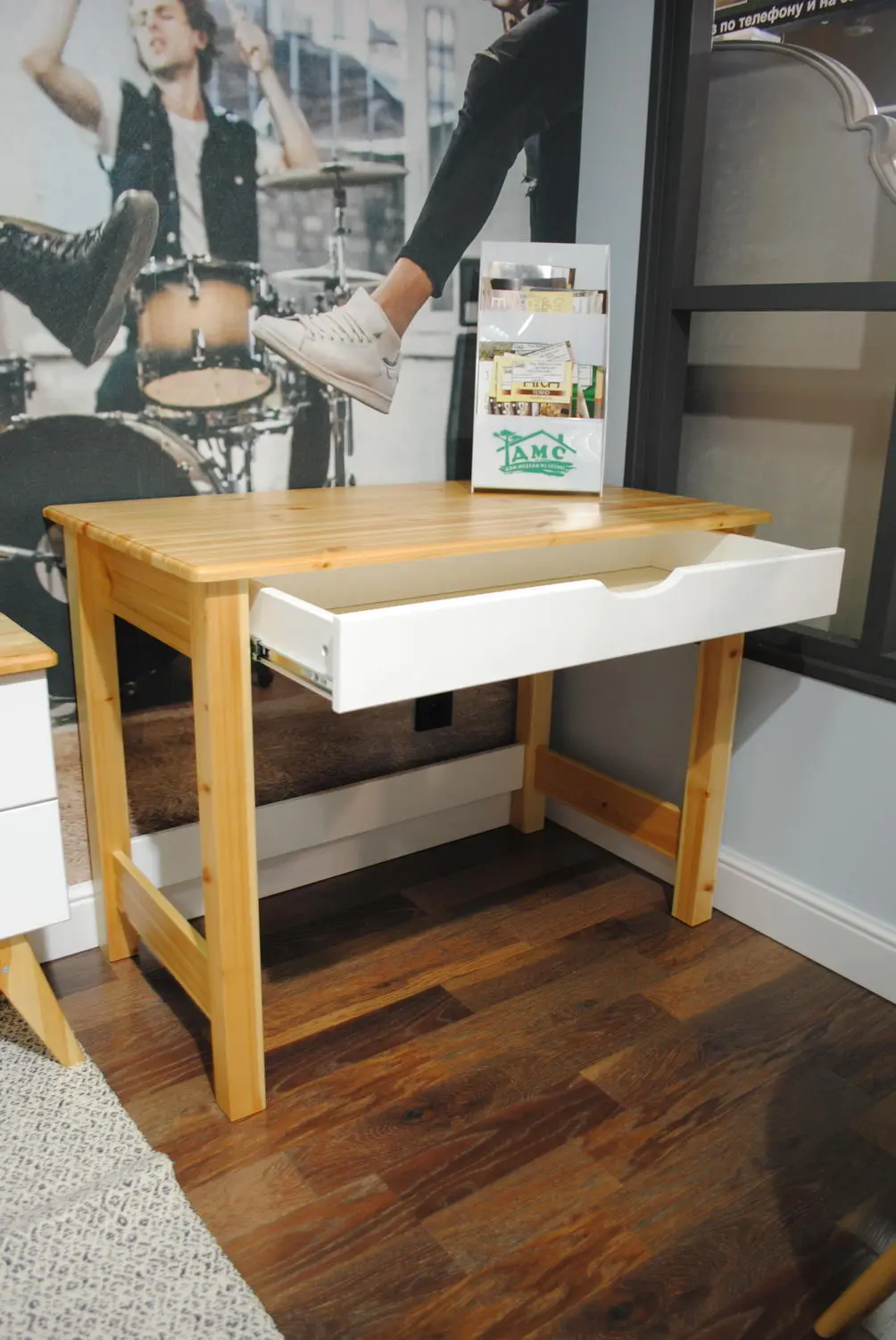 Детский стол белый с 1 ящиком ТК №3