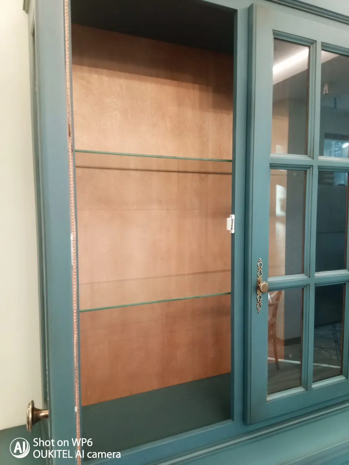 Сервант Валенсия 2-62 сосна