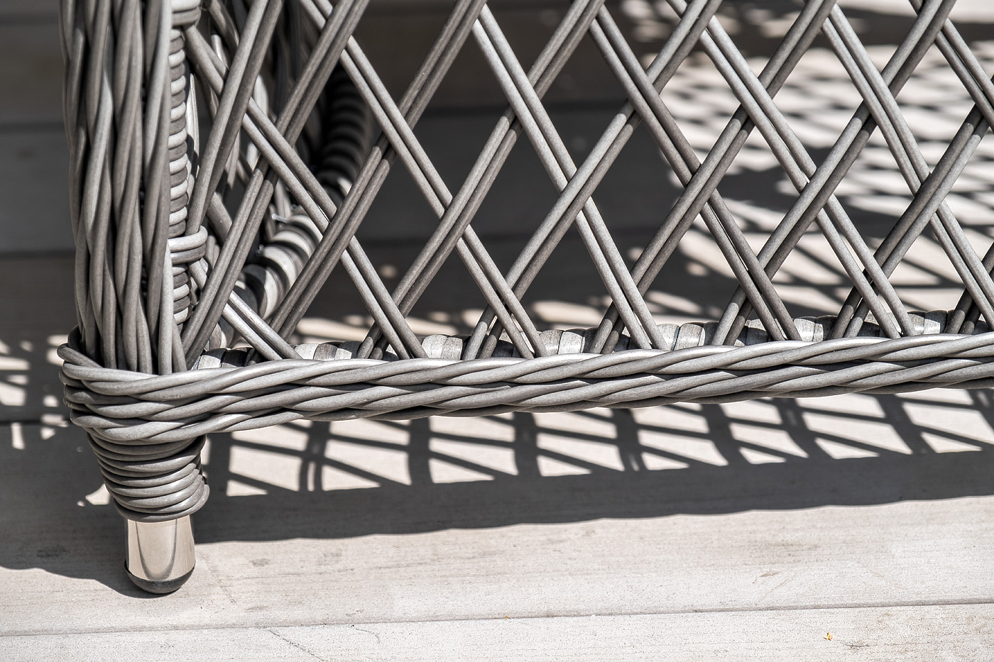 "Арлиш" обеденная группа плетеная на 4 персоны, цвет графит