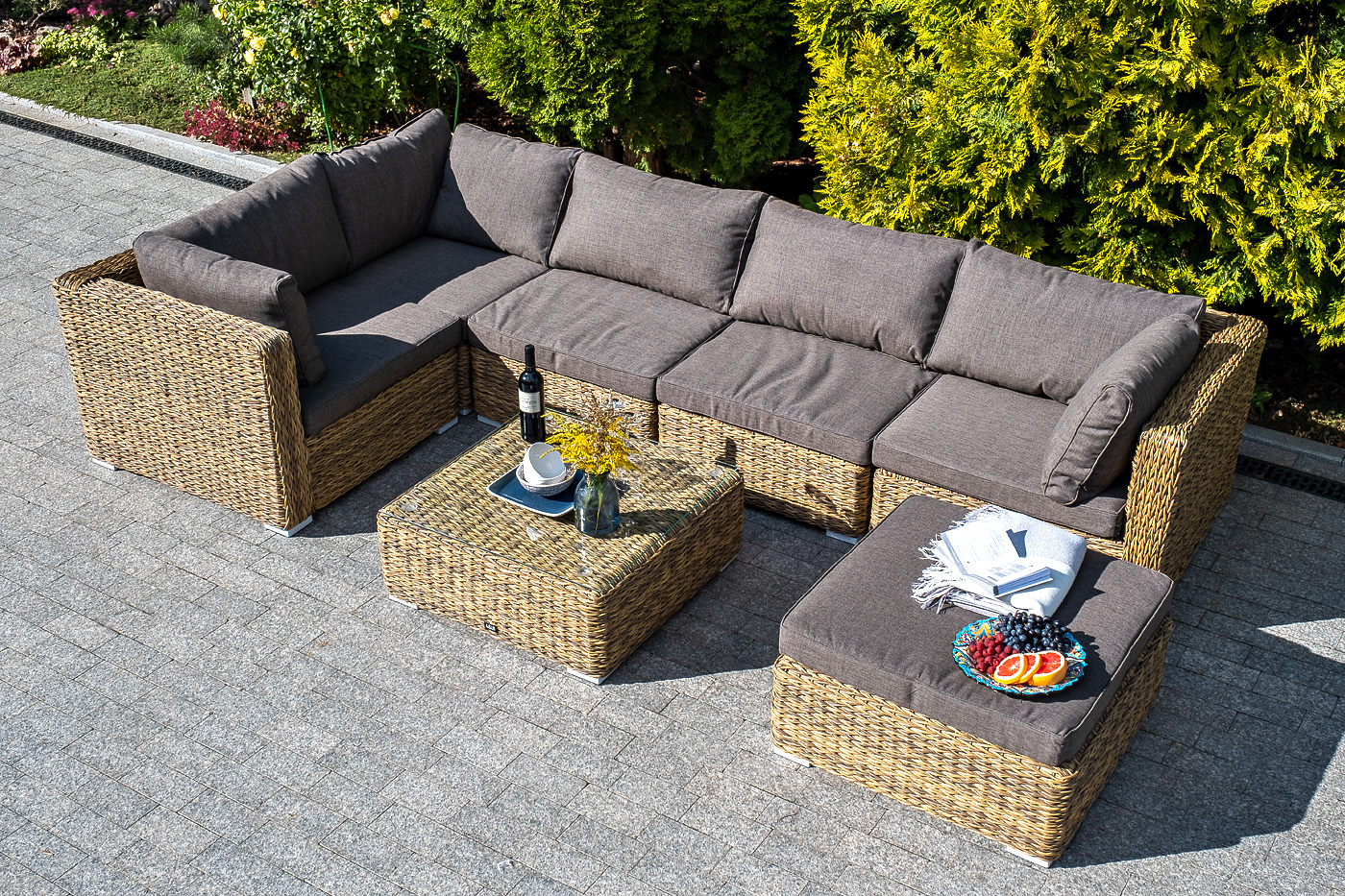 "Лунджи" трансформирующийся диван из искусственного ротанга (гиацинт), цвет соломенный