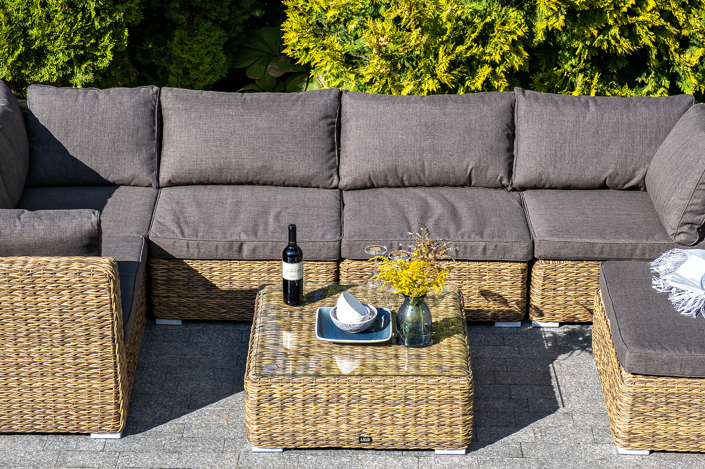 "Лунджи" трансформирующийся диван из искусственного ротанга (гиацинт), цвет соломенный