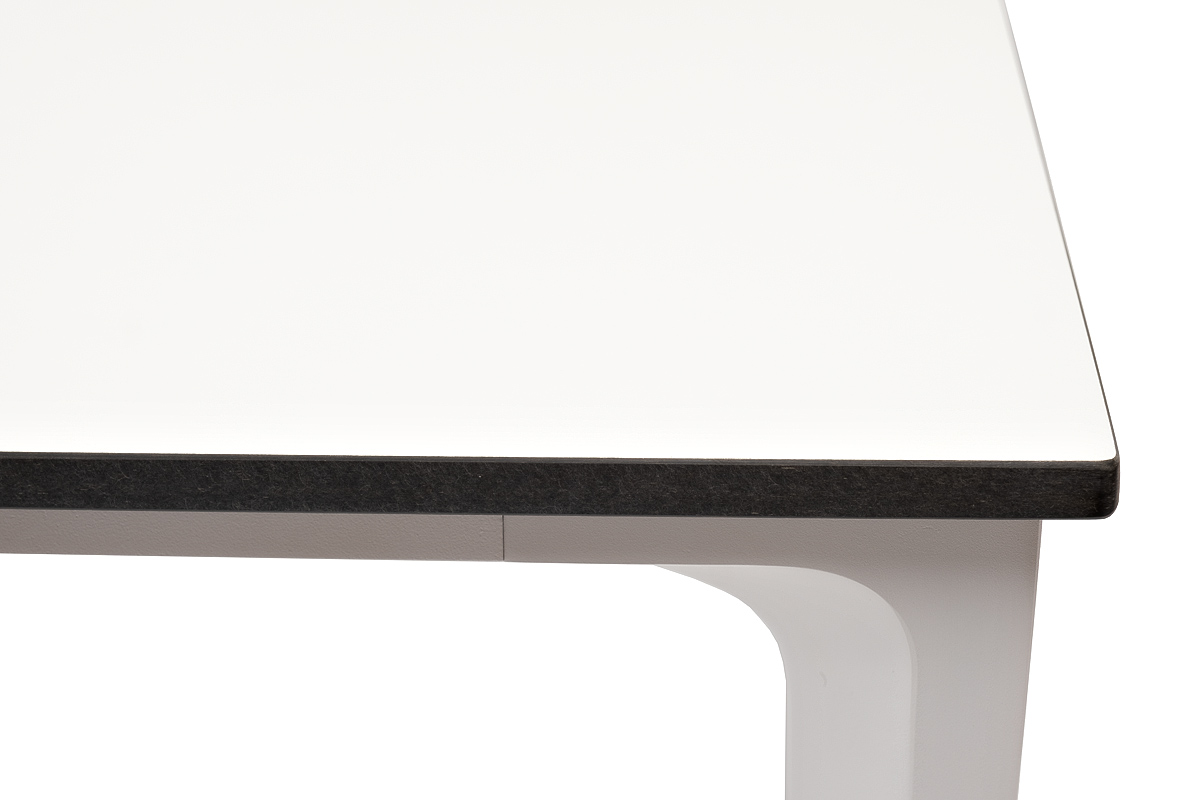 "Малакио" обеденный стол из HPL 90х90см, цвет молочный, каркас белый