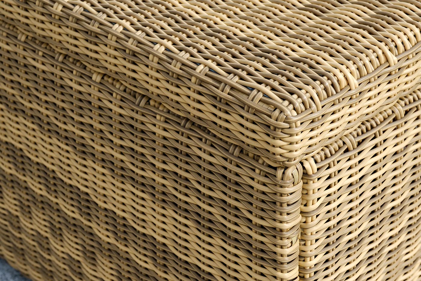 "Порту" сундук водонепроницаемый из искусственного ротанга, цвет соломенный