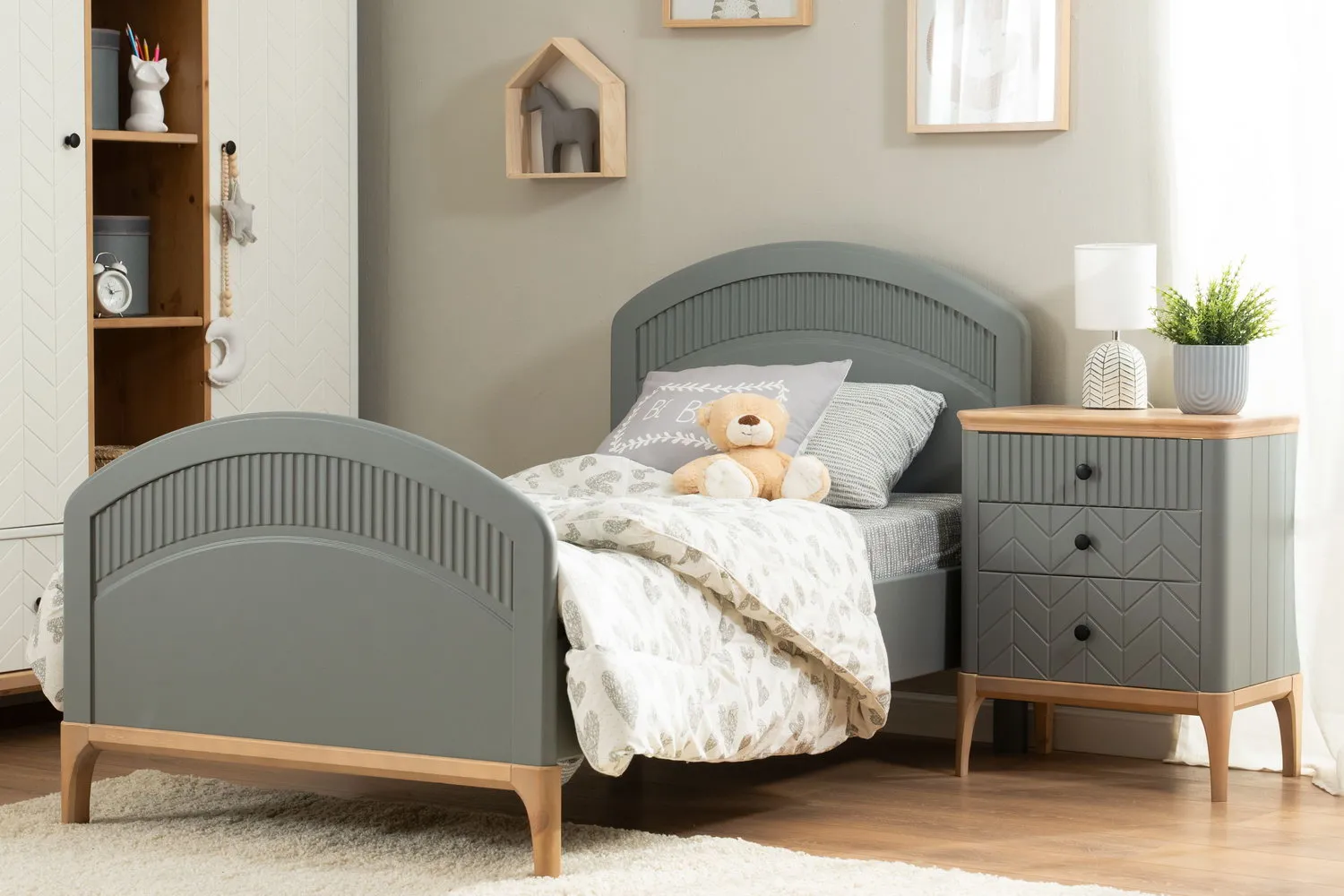 Кровать массив сосны Грета №4 1200х2000